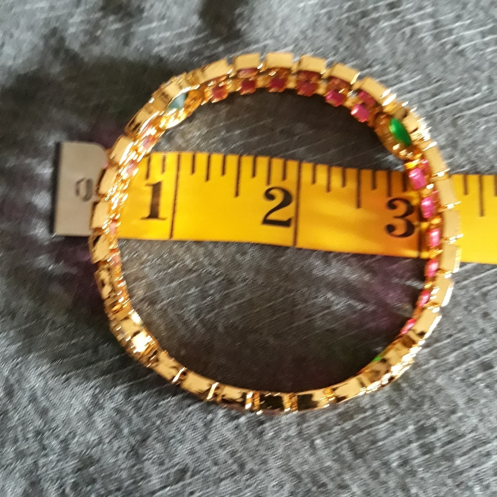 Bangles. - Picture 2 of 8